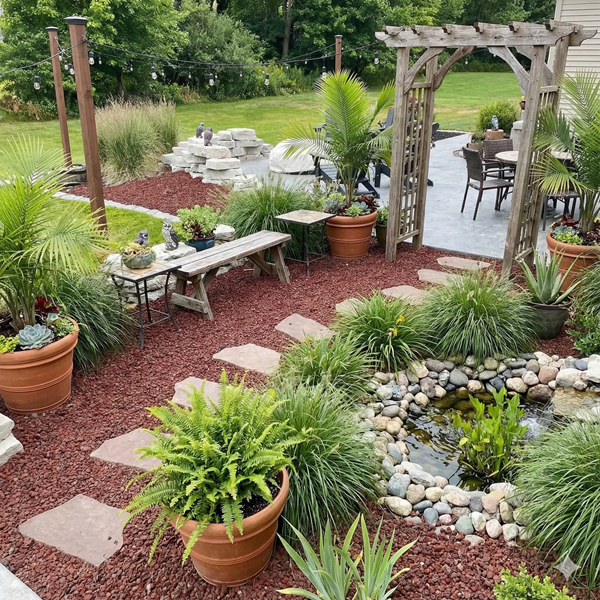 Đá Nham Thạch Trang Trí Quán Cafe